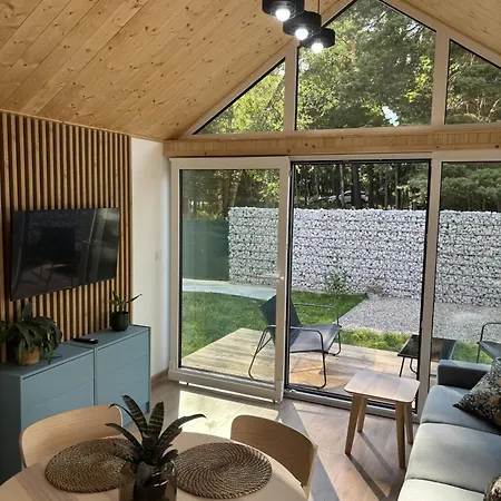 בקתה Tiny House At Deer Trail *